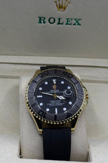 Rolex submariner strap with rotating golden & black dial date just
