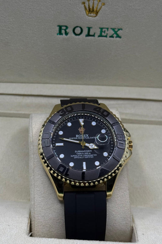 Rolex submariner strap with rotating golden & black dial date just